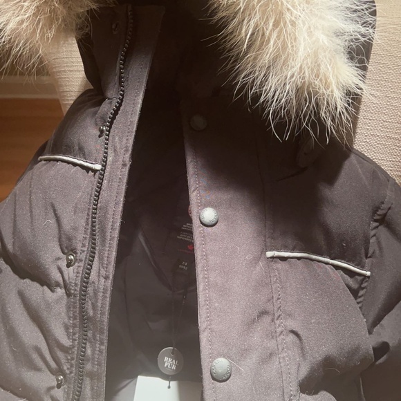 Canada Goose Toddler Parka with Fur - Picture 4 of 6